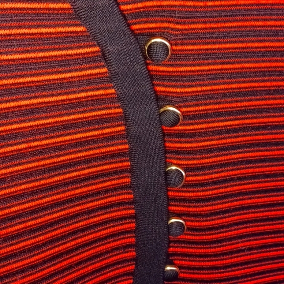 Vintage 60's Gina Teresa Wool Cardigan, button, red& black, 21" pit to pit - Picture 3 of 5